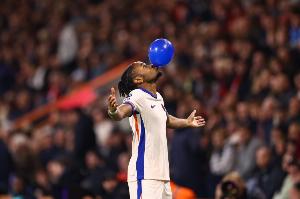 开云体育官网-罗马诺：切尔西坚持恩昆库要永久转会&amp;拜仁想租+买断，双方还在谈