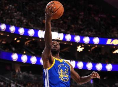 拿詹姆斯父子练手 勇士斩5连胜满足玄学夺冠定律