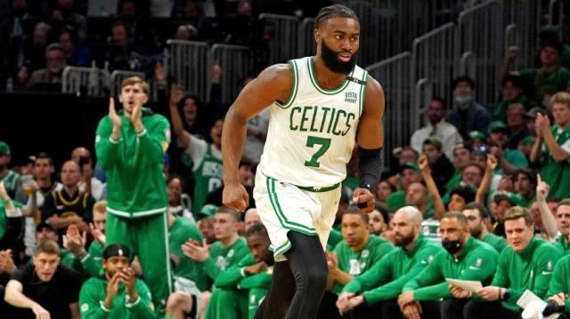 1665630394154028319.jpg Brown-Jaylen-USATSI-18549123.jpg