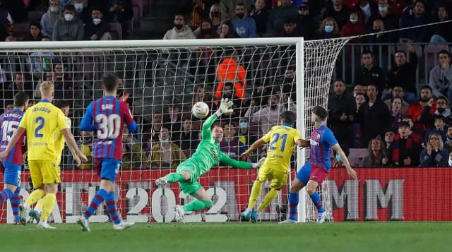 梦魇巴萨回来了，主场输给保级队替补